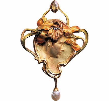 lujo F.-pendiente de 1900.-oro, topacio, perlas.-Paul y Henri Vever.-Musee Arts Décoratifs