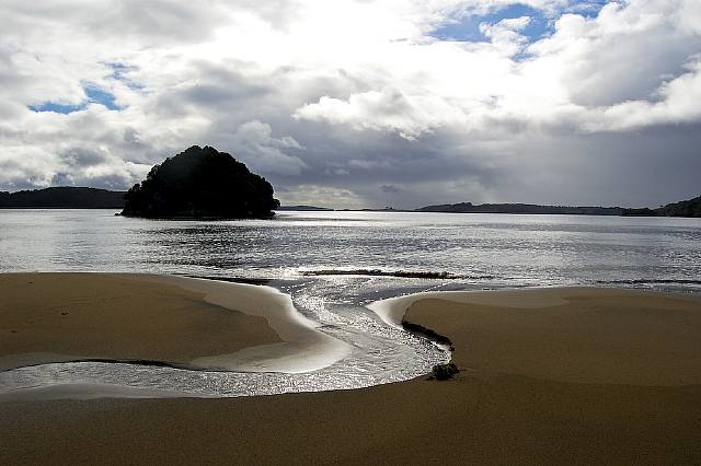 mar.-foto por Simon Schaffer-Goldman.-Kunstewr bei.-artnet