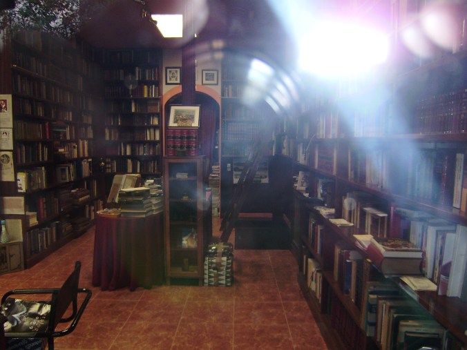 libreria Campomanes en calle de Campomanes,.inerior.-2.-29 agosto 2009 libreria Campomanes en calle de Campomanes,.inerior.-2.-29 agosto 2009