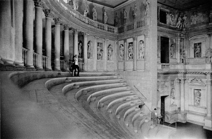 PALLADIO.-9876.-Teatro Olímpico.-archivo1968Italia1081