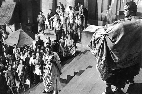 Julio César.-776.-Marlon Brando en Julio Cesar.-meredy com