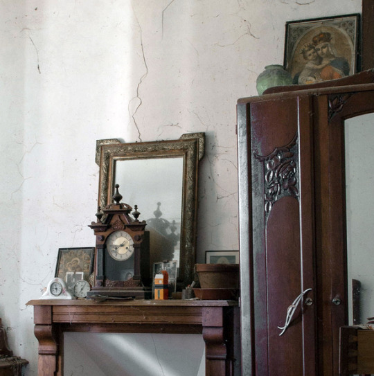 interiores-nhu-espejos-prosperie-casa-en-ronces-dos-mil-trece